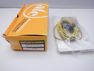 ATC 7065AF4X2NLX 7065A Photoelectric  Sensor new