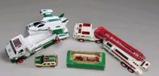 Hess Truck Collectible Firetrucks Vehicle Lot of 4 Holiday Y2k Tested EX Cond