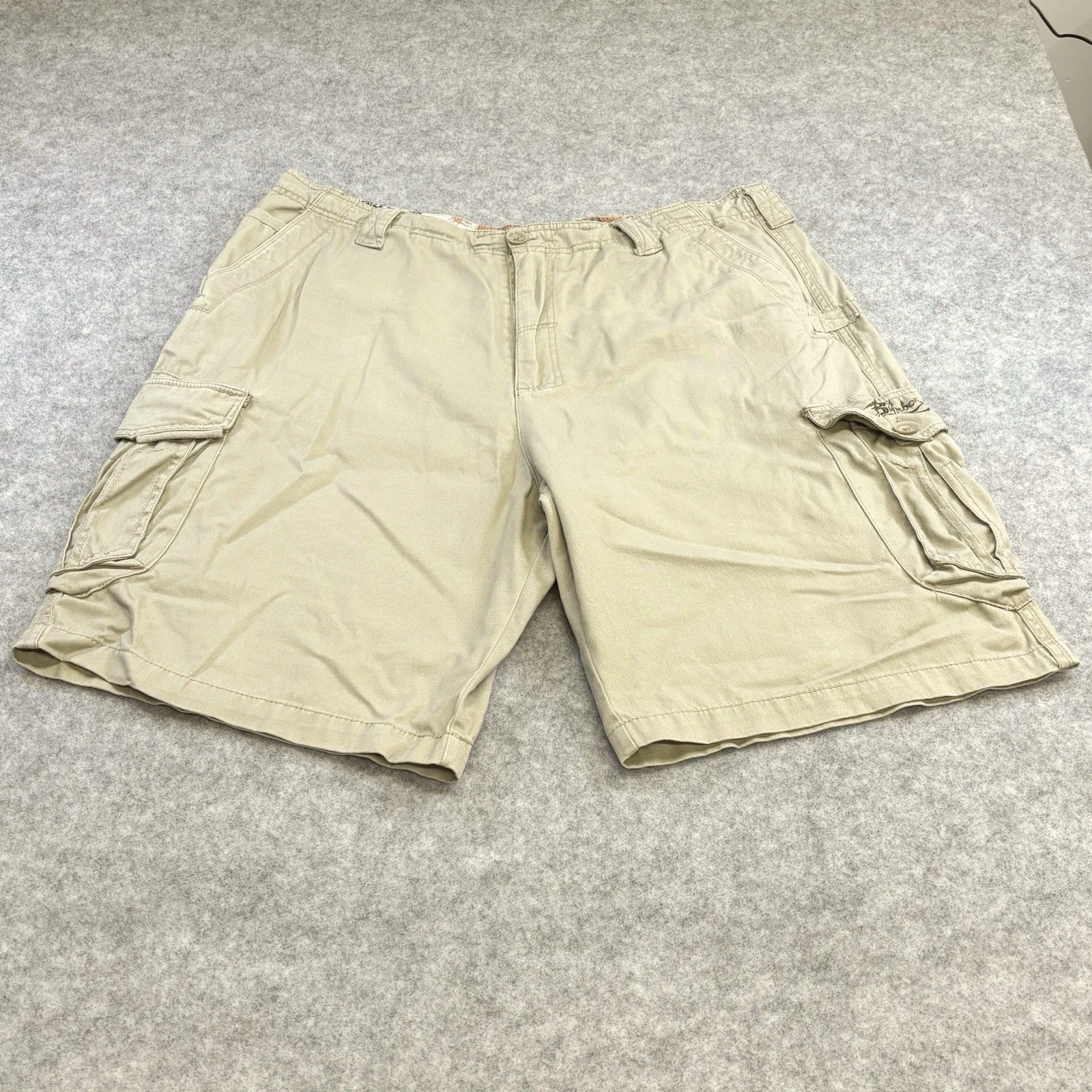 Billabong cargo shorts W38” men’s khaki beige summer casual Pre Loved