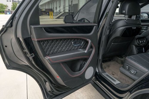 2017 Bentley Bentayga W12 Sport Utility 4D - Picture 22 of 40