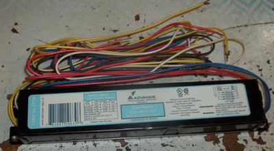 ADVANCE CENTIUM ICN-4P32-SC 120V-277V BALLAST  (MM12)