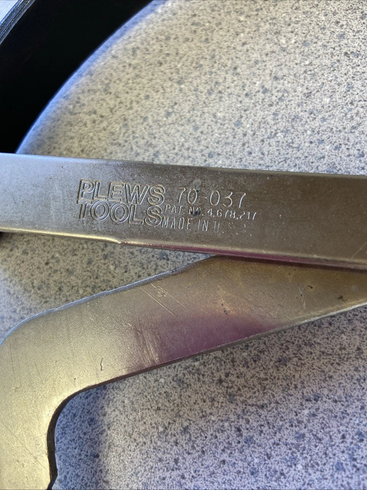 Herramienta de elevación de batería Plews 70-037 hecha en EE. UU. - extracción e instalación de baterías Foto 2 de 4