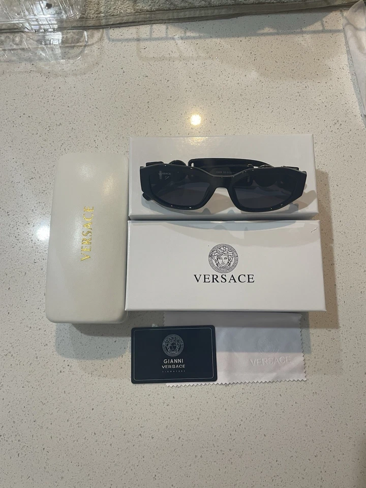 VERSACE Sunglasses VE 4361 GB1/87 Black - image 2 of 4