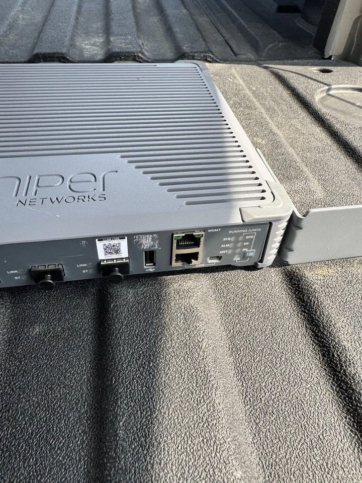 Juniper EX2300-C-12P 12 Port Ethernet Switch - Image 3 of 4