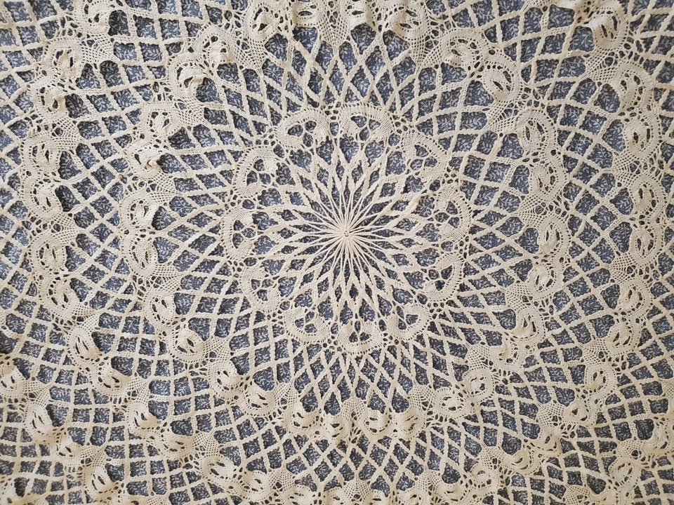 Mantel de ganchillo redondo vintage 54" mantel cama marfil Foto 4 de 4