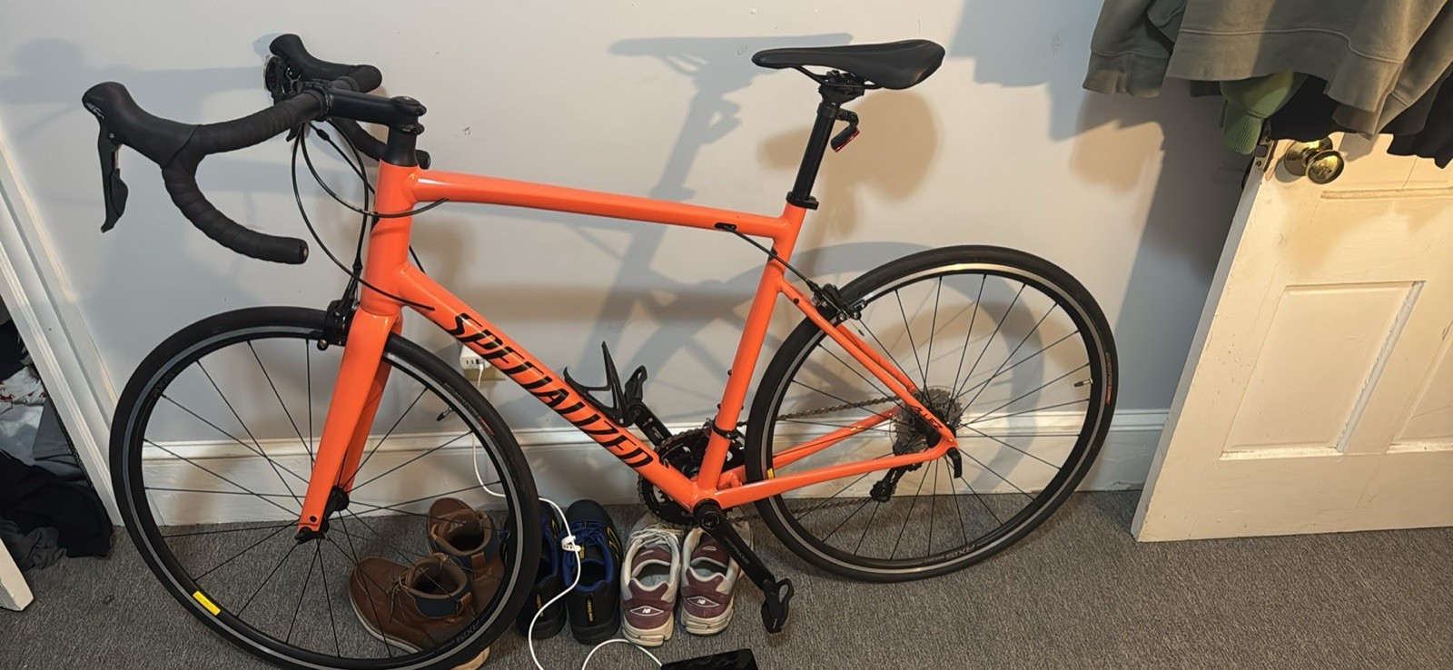 Specialized Road Bike Orange 58cm Aluminum Frame 700C Rim Br