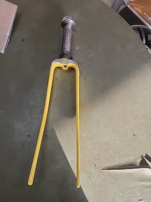 「Sting-Ray」　Schwinn front fork 1970sSCHWINN STINGRAY 5 SPEED YELLOW NEW PAINT FRONT FORK