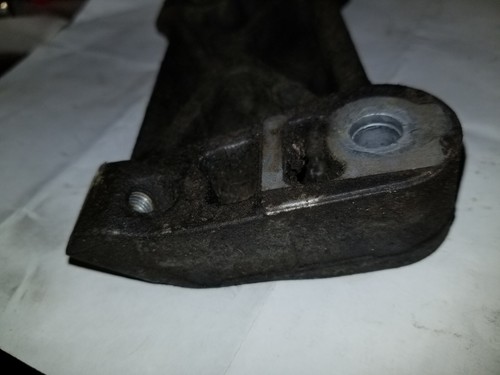 2003 - 2012 Honda 2.4 L AC Compressor Mount Bracket 38930-PNA-000 A/C - Picture 3 of 6