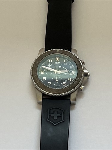 Victorinox Maverick II Swiss Army 24143 Chtonograph Men Watch With New Battery! - Picture 11 of 11