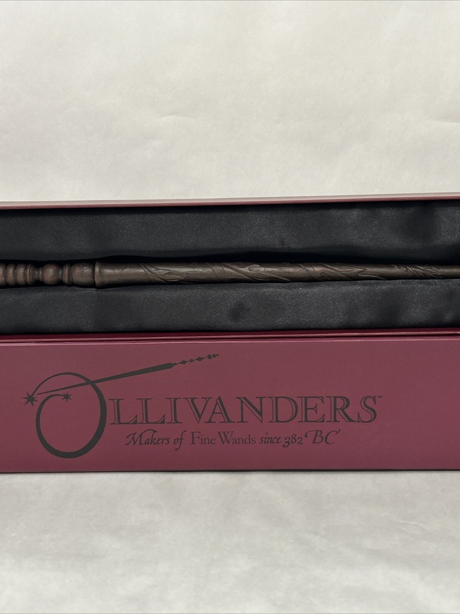 Harry Potter Ash 3 Ollivander Wand 1st Edition OOP 2009