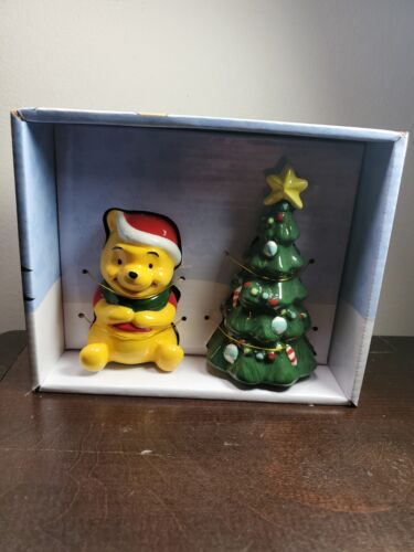 Disney Winnie The Pooh Christmas Tree Holiday Ceramic Salt & Pepper Shakers NEW - Picture 1 of 6
