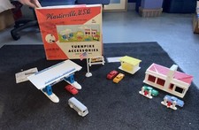 Vintage Plasticville Boxed Turnpike Accessories set O  S gauge Railroad toy set