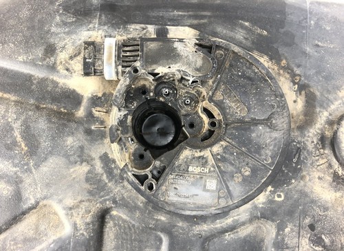 Jeep Grand Cherokee IV ( Wk, WK2) VA2526245 Adblue Tank 68184663AH 68184663AF - Imagen 4 de 6