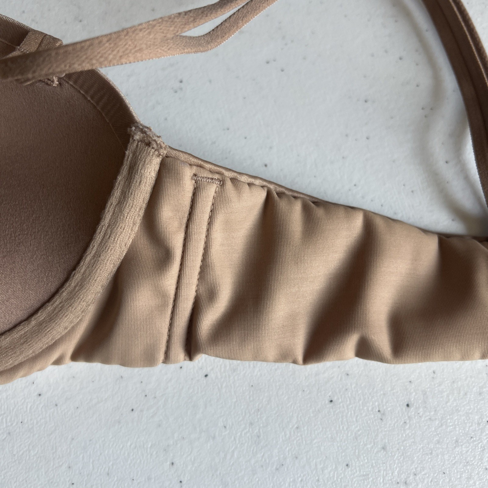Victoria's Secret Women's 34A Tan Strapless Convertible Bra Multiway very sexy