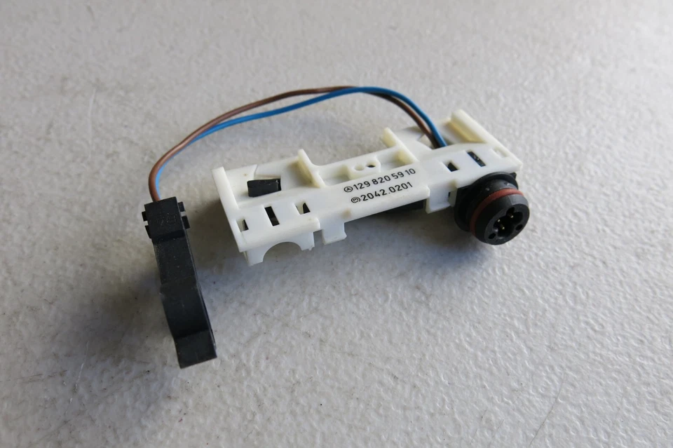 Interruptor de bloqueo de puerta delantera izquierda mercedes-benz 1298205910 se adapta a sl320 sl500 sl600 Foto 2 de 3