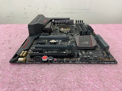 ASUS ROG MAXIMUS VIII HERO LGA 1151 DDR4 Motherboard with I/O Shield *Read* B965 - Picture 11 of 13
