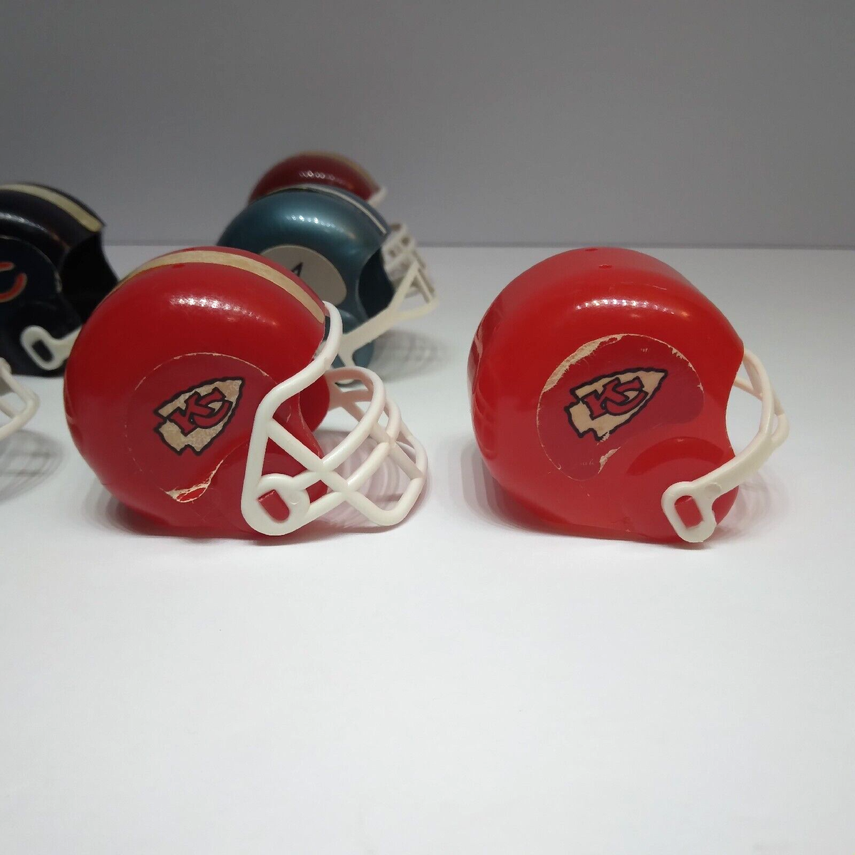 Vintage 1970's-1980's NFL Football Teams Mini Helmets Gumball Machine Lot of 11 Vintage 1970's-1980's NFL Football Teams Mini Helmets Gumball Machine Lot of 11