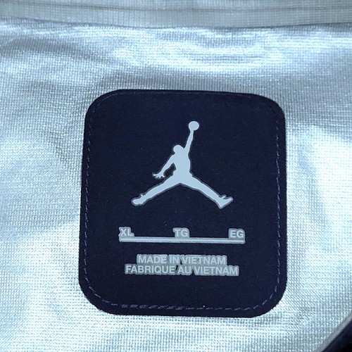 TEAM ISSUED Jordan North Carolina Tar Heels navy Gore-Tex jacket Adult Men's XL - Picture 3 of 7