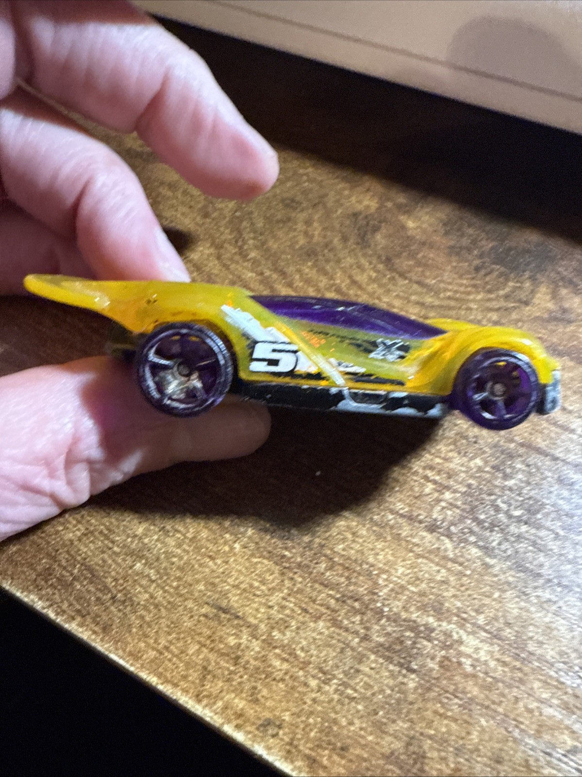 2016 i Hot Wheels BLITZSPEEDER #20 ✰Trans Yellow/Purple
