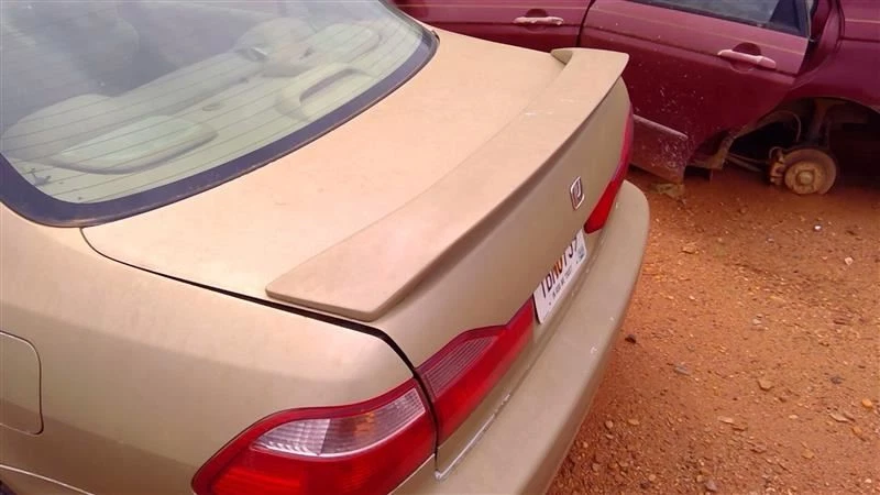 Maletero/portón trasero sedán con alerón para 98-00 ACCORD 175320 Foto 2 de 4