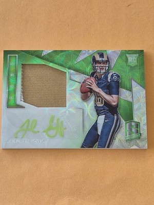 2016 Panini Spectra - Rookie Patch Autographs Jared Goff #171 Neon Green /25