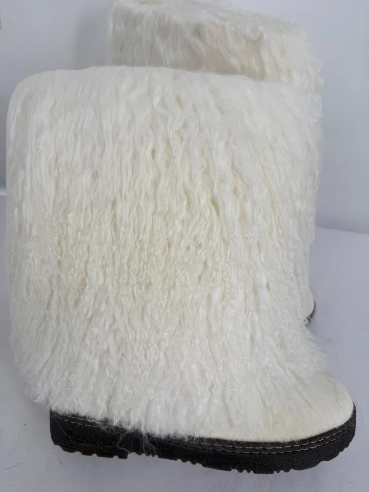 NIB BEARPAW Boetis ll White Curly Lamb Fur Wool Lined Snow Boots Womens Sz 9 - Image 3 of 4