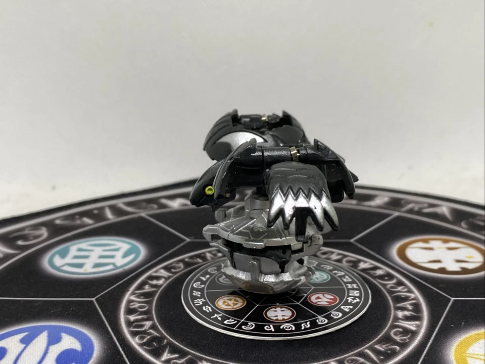 Bakugan Battle Brawlers Darkus Bolcanon Diecast Metal Spins Rare - Image 4 of 4