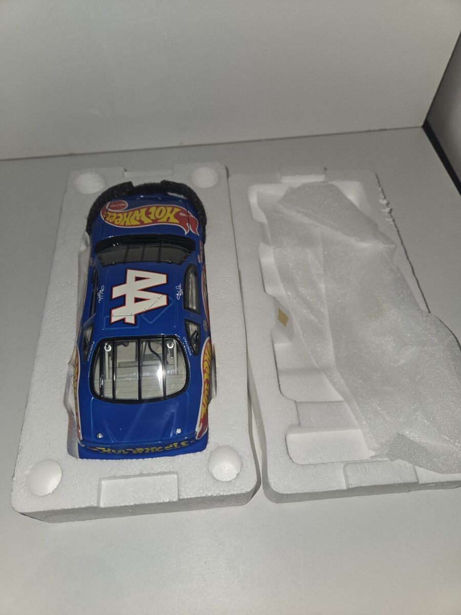 Nascar #44 Kyle Petty Hot Wheels Legends to Life 1/24 Nascar #44 Kyle Petty Hot Wheels Legends to Life 1/24