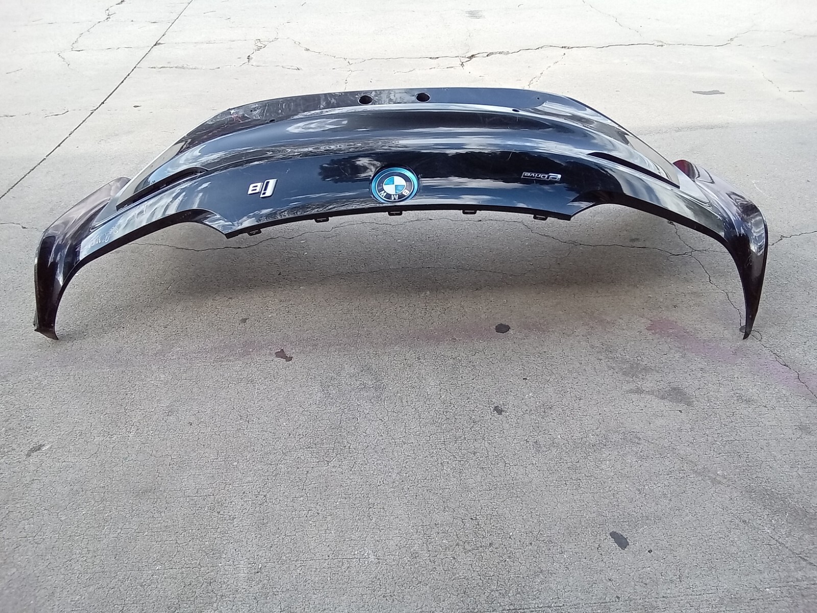 2014-2019 BMW I8 OEM REAR BUMPER COVER ASSEMBLY PROTONIC FROZEN BLACK
