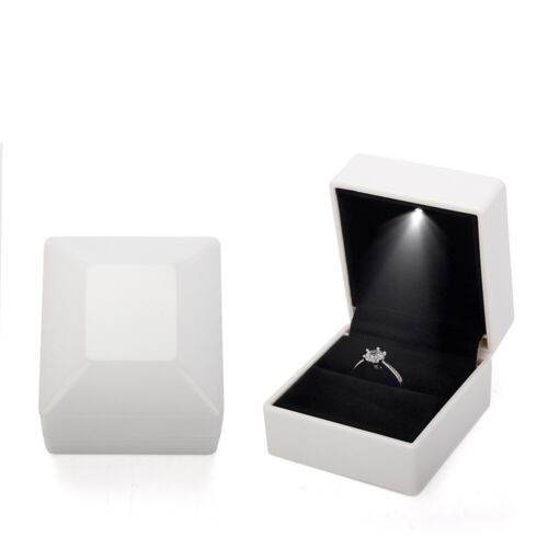 Ring Box with LED Light Velvet Jewelry Gift Wedding Proposal Engagement Diamond - Picture 10 of 16