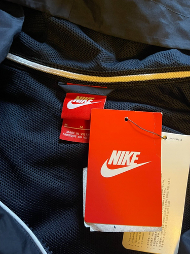 Kids Unisex Limited Edition Nike Hooded Shell Track Top Jacket M - Picture 5 of 8