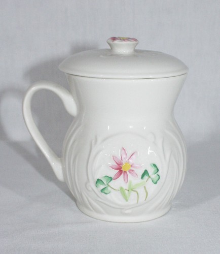 RARE! VINTAGE 2006 BELLEEK POTTERY COMPLETE SET OF 4 SEASONS COVERED MUGS - Picture 2 of 12