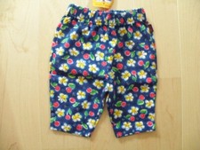 ^Radler Größe 105 dunkelblau mit bunten Blumen,  Lemmi