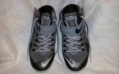 nike lebron james 330