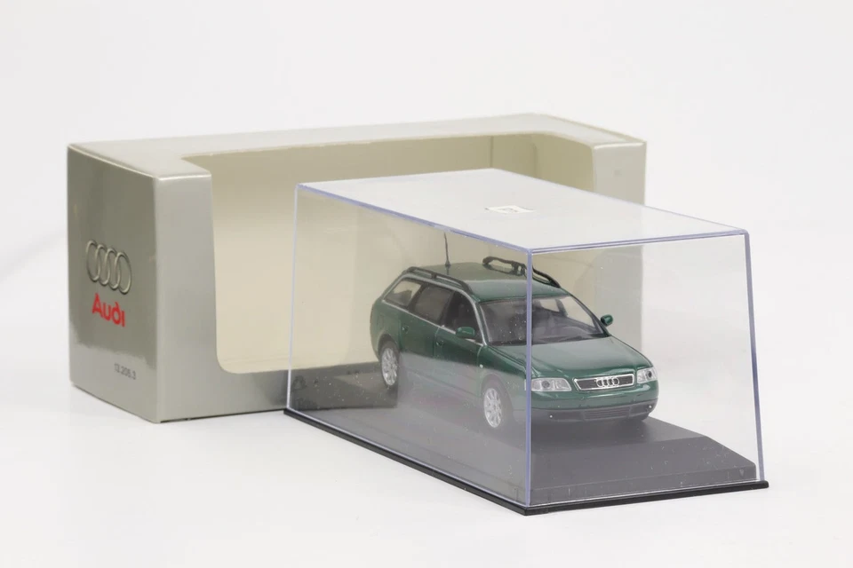 1:43 Minichamps Audi A6 Avant C5 Tipo 4B 1998 Verde Metallico Dealer - Immagine 4 di 4