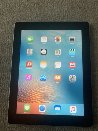 Apple iPad 3rd Generation A1416 Wi-Fi 16GB - Black & Silver Unlocked - Picture 2 of 5