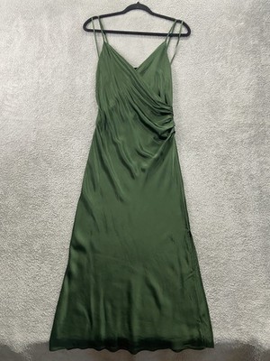 zara green backless dress Zara Linen Green Open Back Dress, Women's Fashion, Dresses & Sets, Dresses  on Carousell