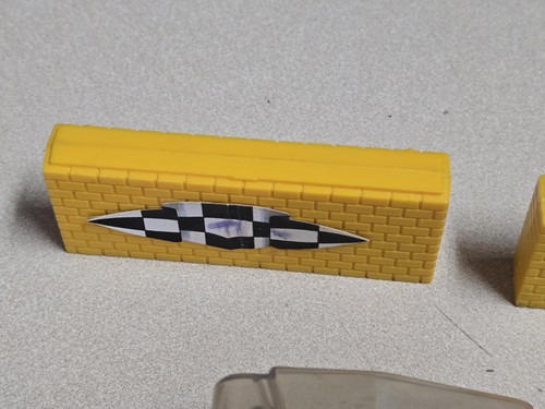 Duke of Hazzard General Lee +1 Wind Up Wrist Racers Car 1979 Knickbocker Vintage - Picture 17 of 19