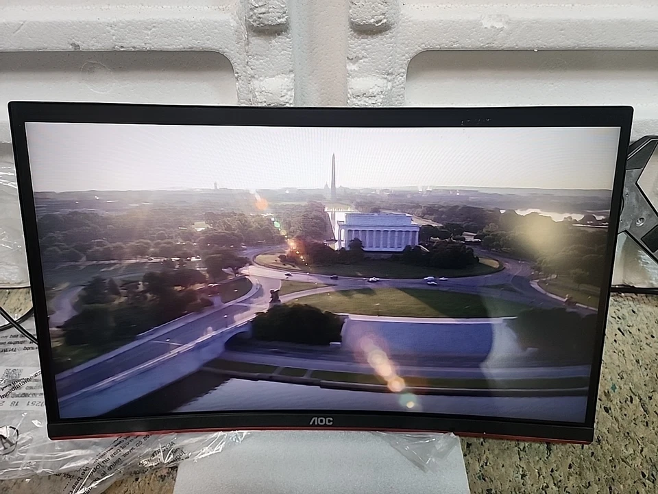 AOC C24G1 24" Curved Frameless Gaming Monitor (Please Read, Screen Only) - Image 3 of 4