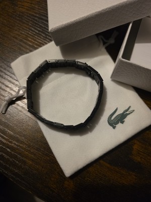 Lakoste, Armband
