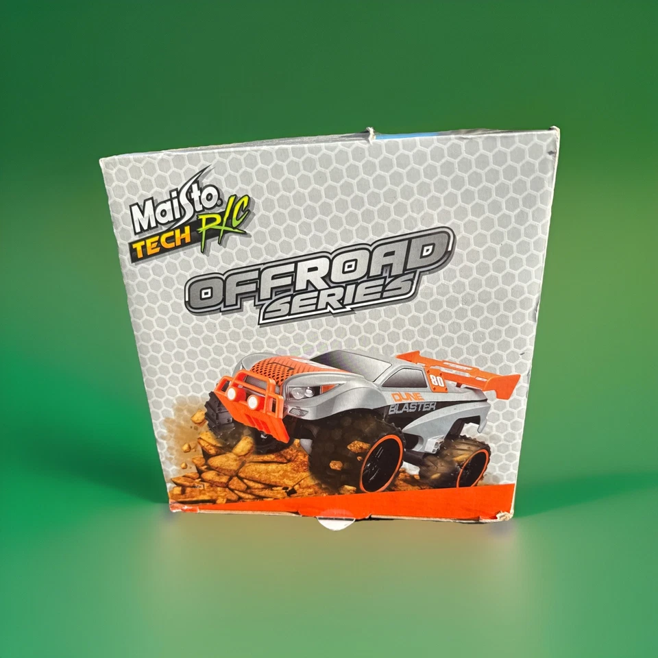 Jeep Wrangler Rubicon Maisto Tech R/C - Image 3 of 4