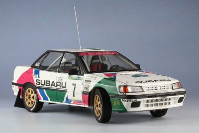 Hasegawa 20290 1/24 Model Rally Car Kit Subaru Legacy RS Turbo
