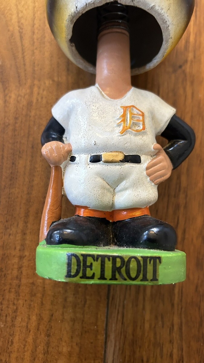 Vintage 1962 Detroit Tigers Bobblehead Japan Tiger Face Paws Green