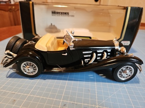 BBURAGO Diamonds 3020 Mercedes Benz 500K Roadster 1936 1:18 Black Boxed Italian - Picture 2 of 16