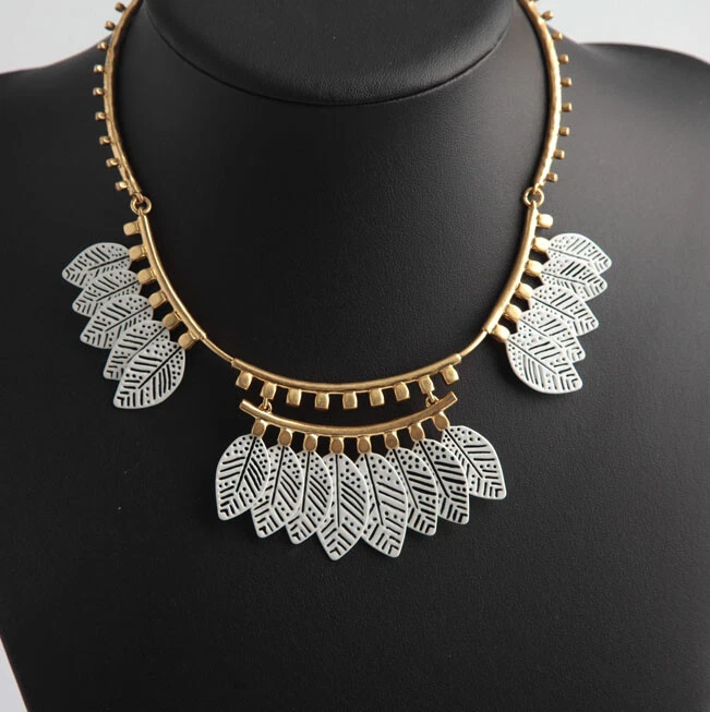 Stella and shop dot feather necklace