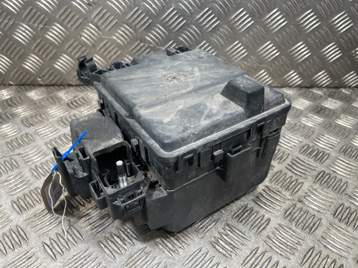 Ford Transit 2.0 MK8 2019-On Fuse Box 2542376 KK3T-14D068-CE