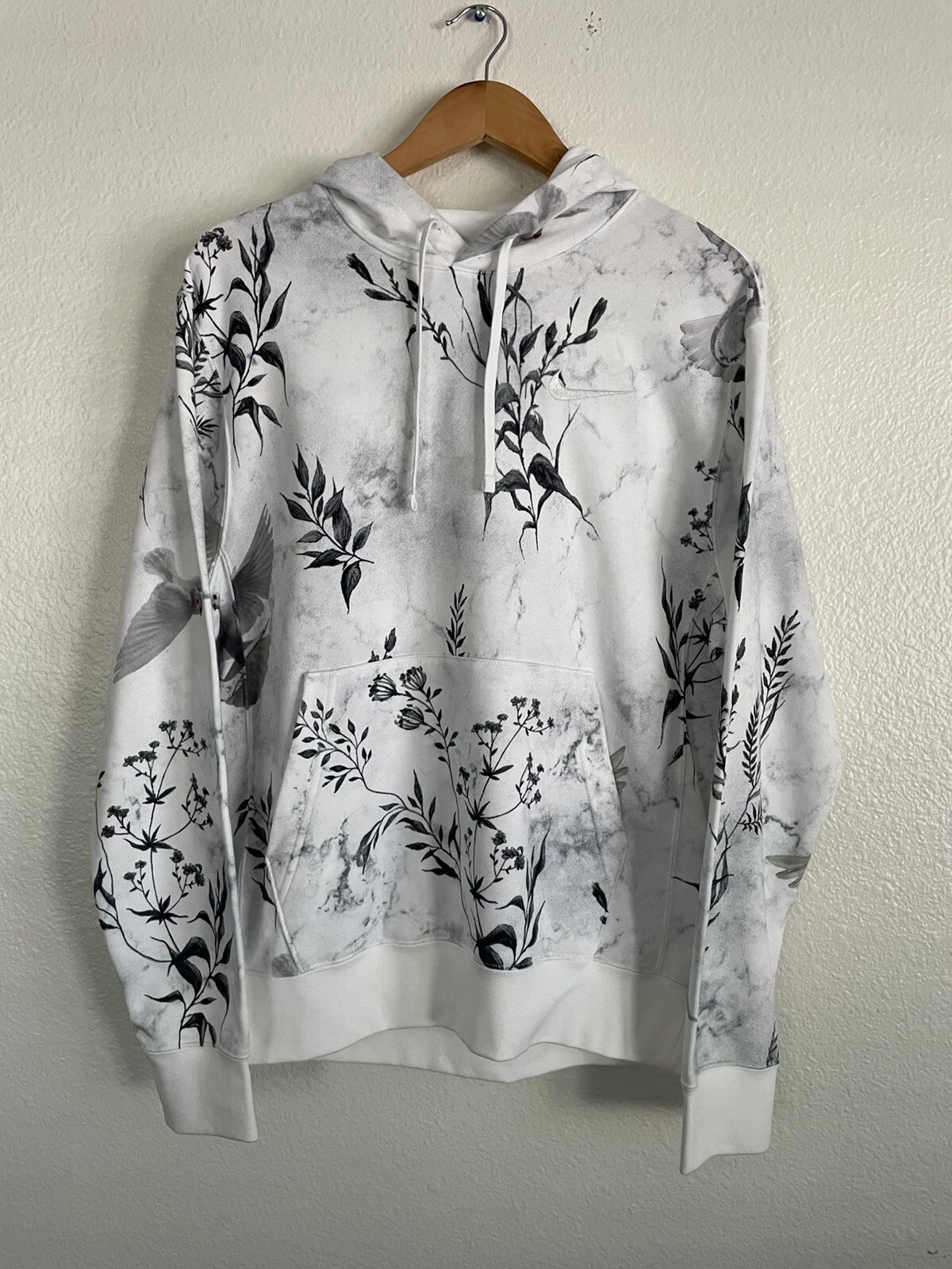 Nike Sportswear Terry Floral Dove Hoodie White Grey DM7928-100 Menu0026#039;s  Size Small | eBay