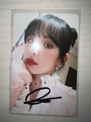 WJSN COSMIC GIRLS Autographed Signed Photo card PC Photocard