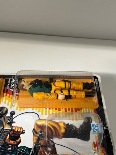 Vintage Hasbro GI joe Scoop information Specialist with Micro Figure 1988 MOC - Picture 14 of 21