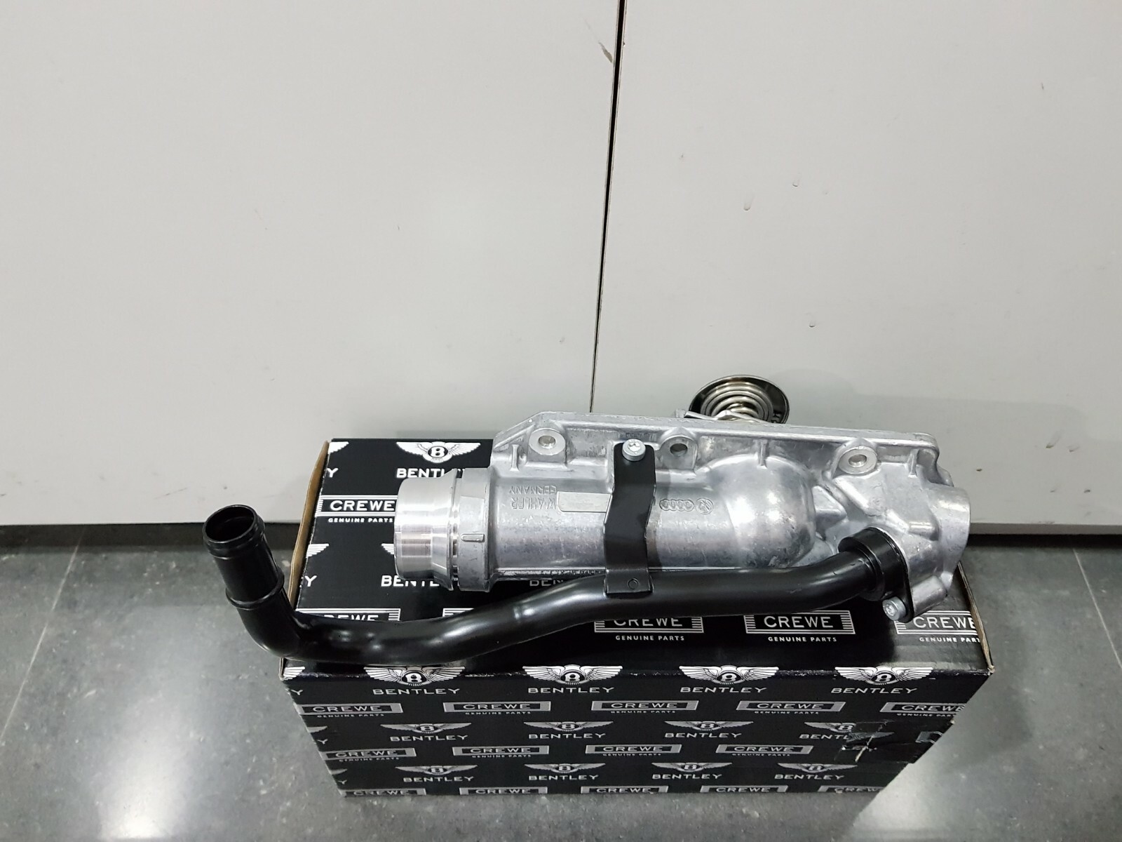 Bentley Continental Gt Gtc & Flying Spur Coolant Thermostat